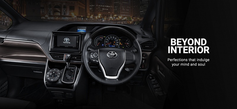 Interior Toyota Voxy